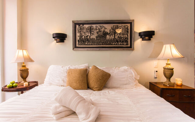 Garlands del Rio Riverside Boutique Hotel