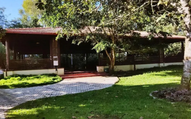 Kadkani Riverside Resort