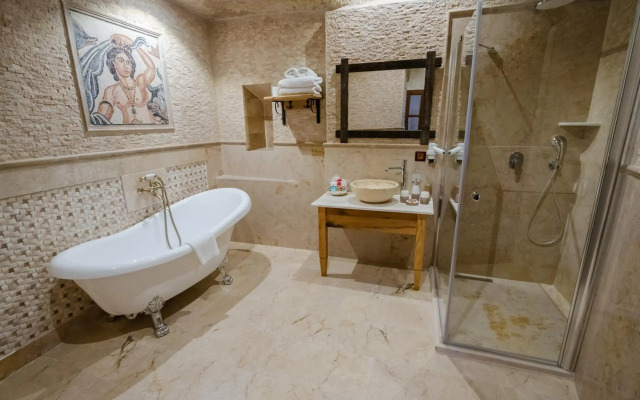 Sultan Cave Suites