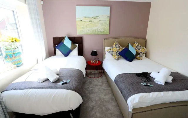 Birmingham Airport/NEC Beauty Homebase