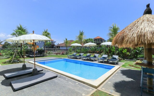 D Anyar Stay and Surf