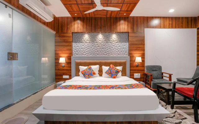 Fabhotel The Valentine