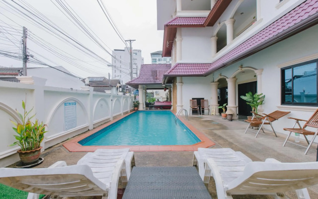 Royal Prince Residence