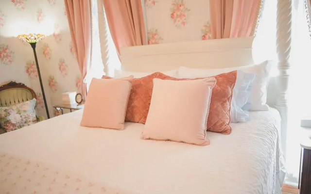 Boonville Luxury Lodging