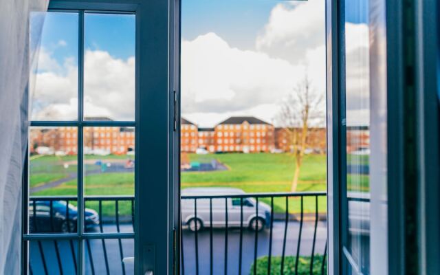 Remarkable 4-bed House in Cardiff