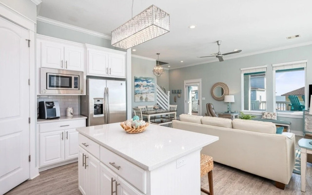 Crystal Breeze 3 Bedroom Home