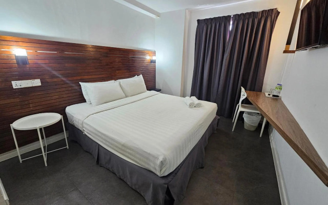 T Hotel Tandop