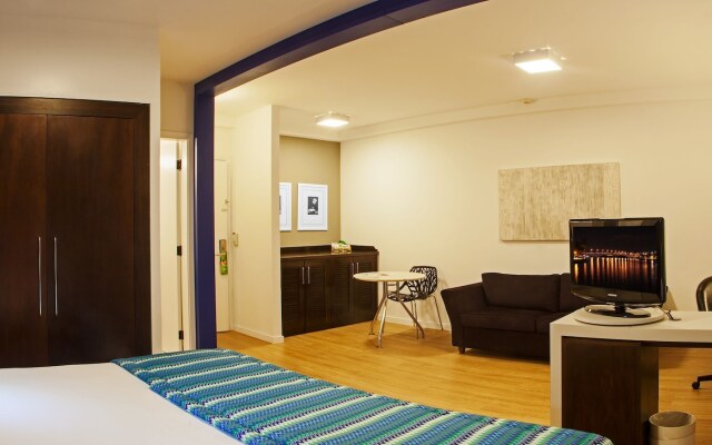 Quality Suites Alphaville