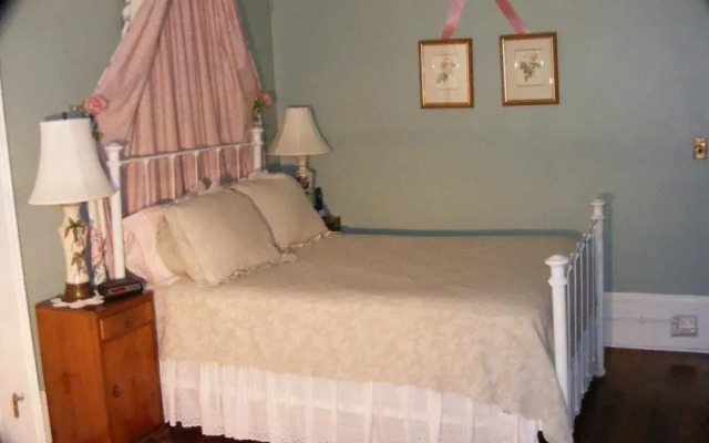 Millhouse Inn