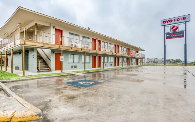 OYO Hotel San Antonio East