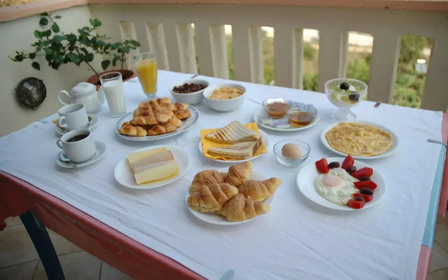 Agnanti Hotel