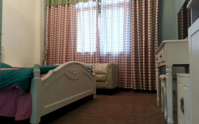 Big Foot Youth Hostel