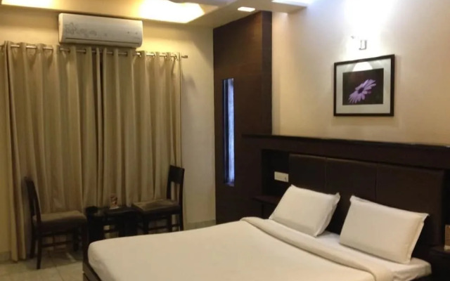 Hotel Plaza Inn