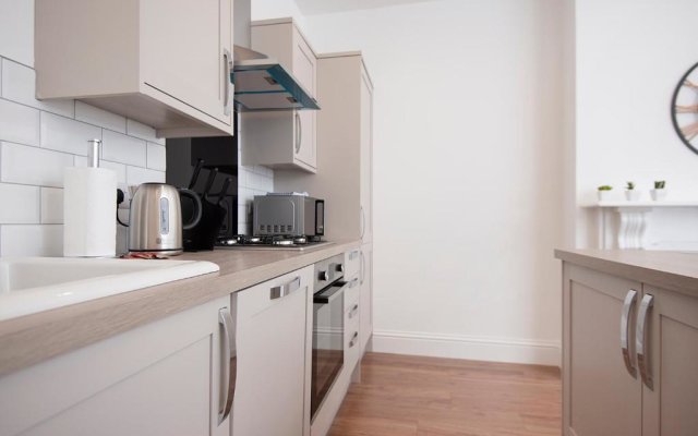 Beautiful 1 Bedroom Apartment in Hereford House