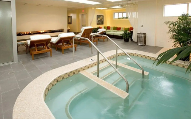 Inn On Woodlake