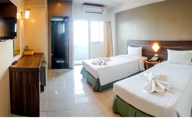 Eastiny Inn Hotel