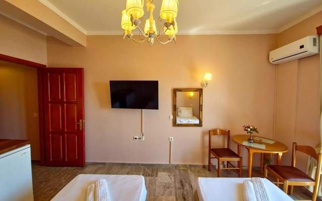 Stellatos House