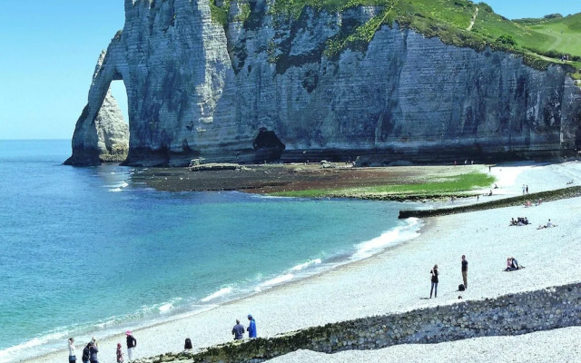 Apartment in Normandy Near Pebble Beach