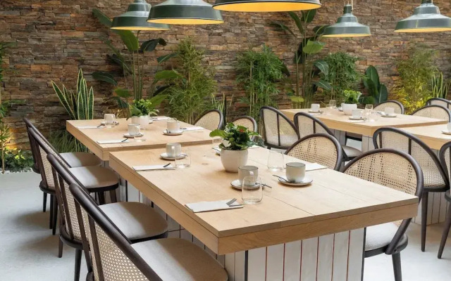 Hotel Sercotel EsteOeste