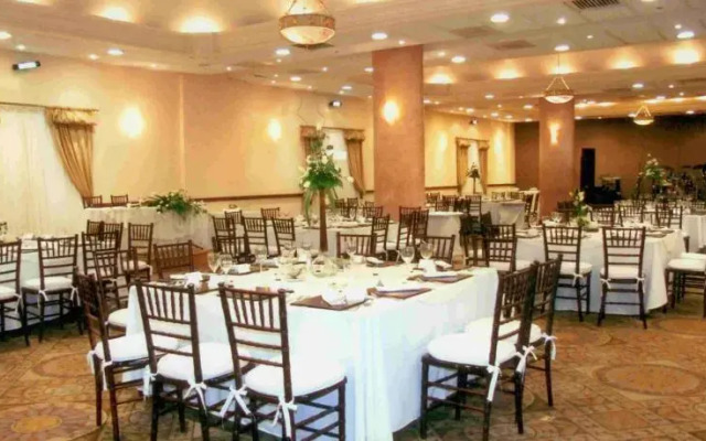 Holiday Inn Slp Quijote
