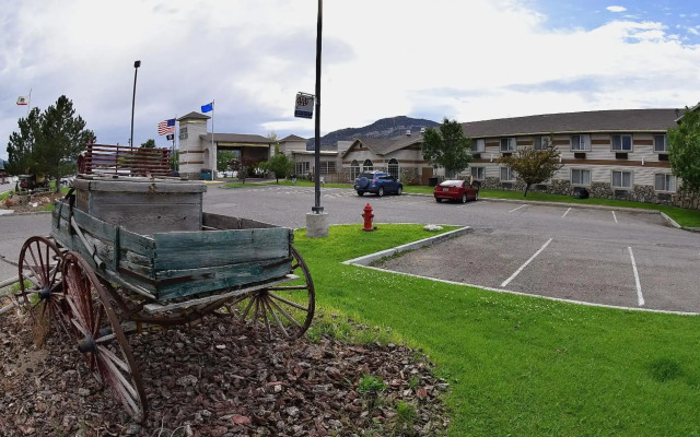 Prospector Hotel and Casino