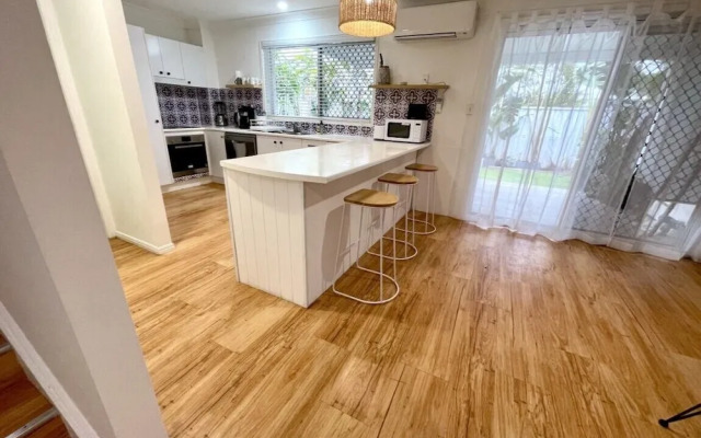 Coolangatta Surf & Stay 3 BR Townhouse