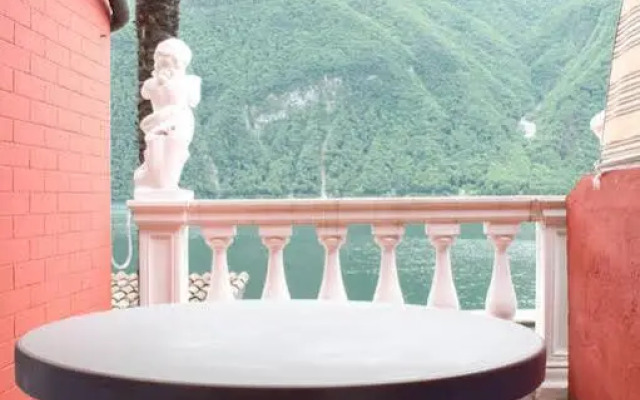 Hotel Elvezia al Lago SA