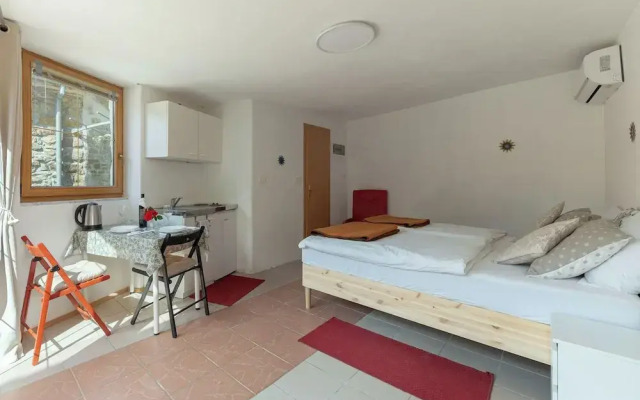 Fairy-Tale Apartment From 17th Century