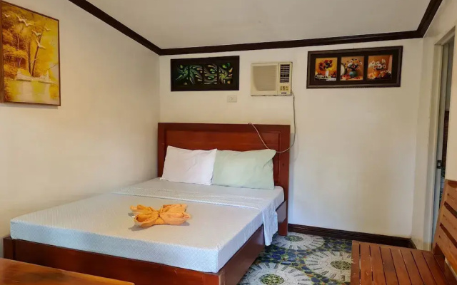 Tambayan Rooms & Cottages by SMS Hospitality