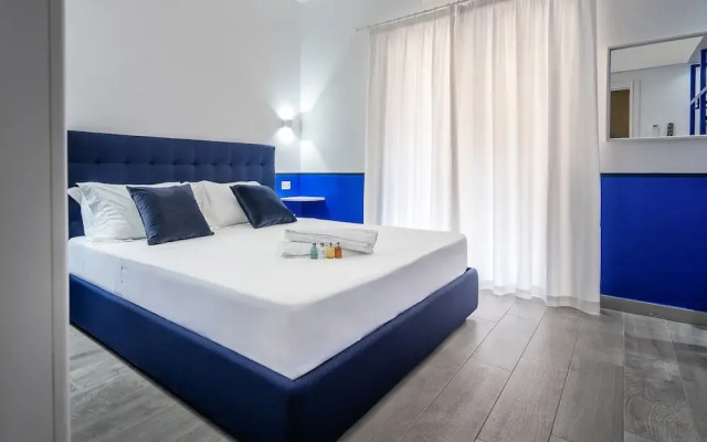 Modern spacious apartment with terrace, balconies, solarium & gym