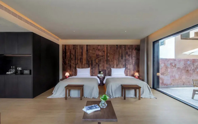 Mucheng Xichi Snow Mountain Art Resort