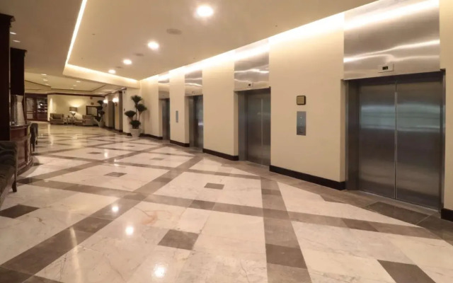 MS Milenium Monterrey, Curio Collection by Hilton