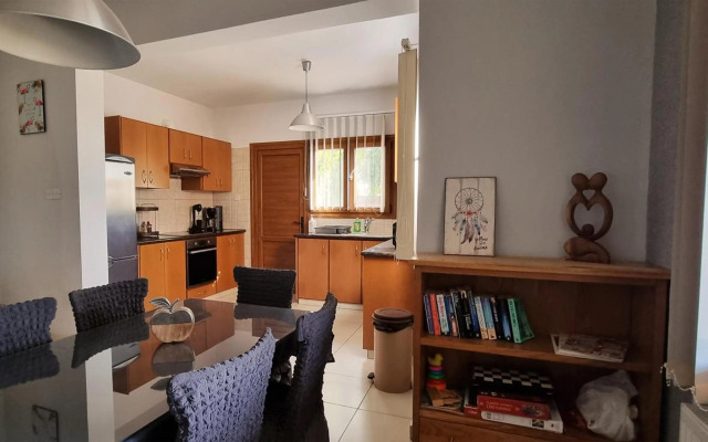 Shanti Paphos Holiday House