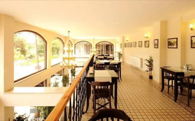 Edahan Hotel