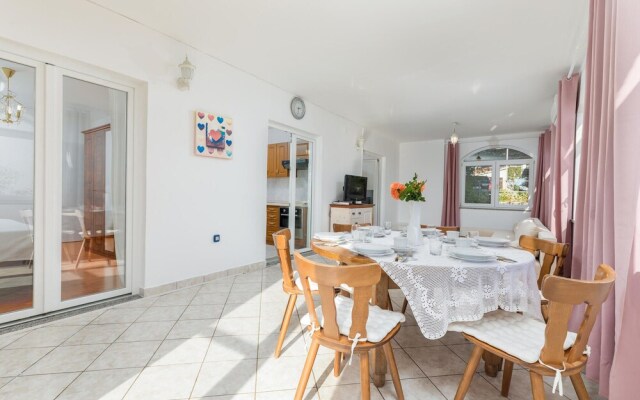 Nice Home in Pula With Wifi and 3 Bedrooms