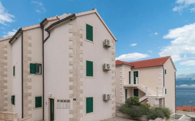 Stunning Apartment in Postira With Wifi and 2 Bedrooms