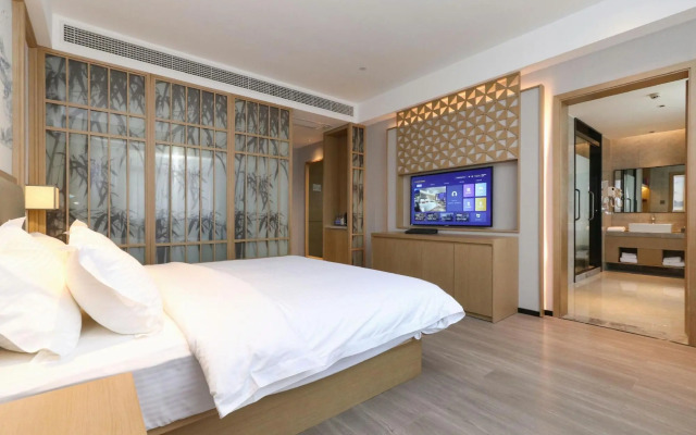 Youcheng Oriental Hotel (Huqiu Subway Station)