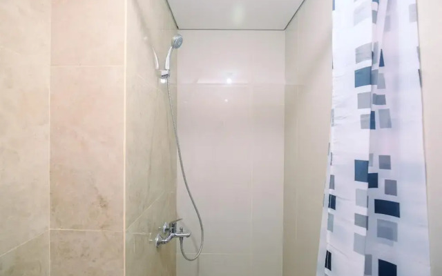 Nice and Comfy Studio Apartment at Transpark Cibubur