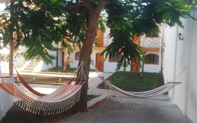 White House Galapagos