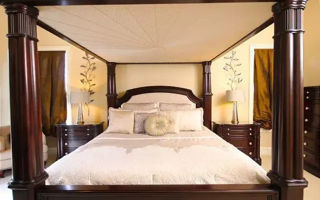 Grand Traverse House