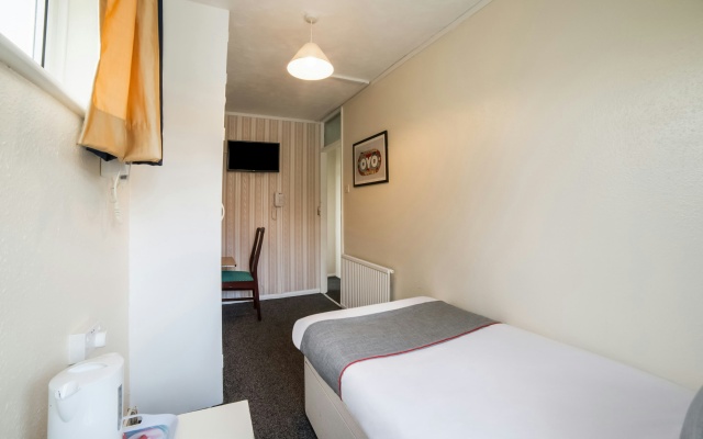 Devine Beach Hotel, Westcliff Southend-On-Sea