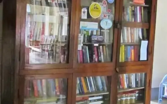 Mr. Charles Guest House - Hostel
