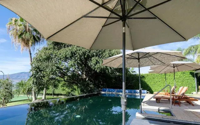 Exclusive House with Lake Chapala Access
