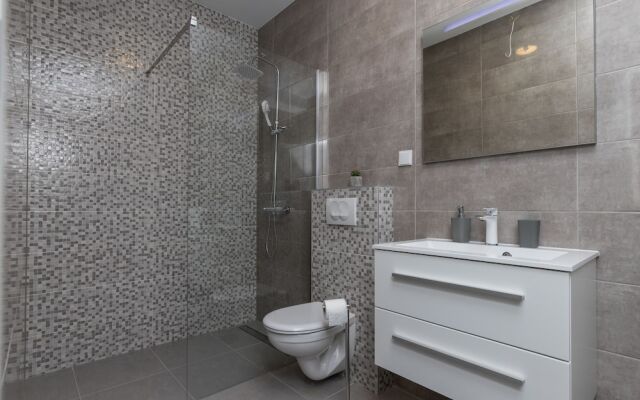 Apartments Siblings - New