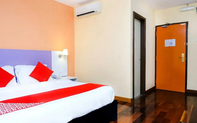 Grand City Hotel II