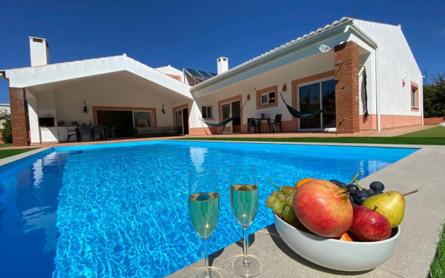 Ponta da Piedade Family House