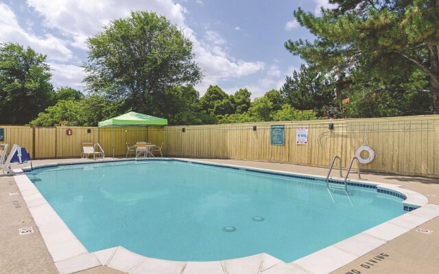 La Quinta Inn Denver Cherry Creek