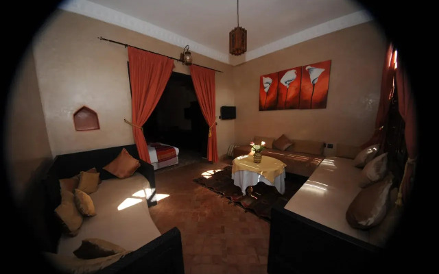 Al Jasira Suites & Spa