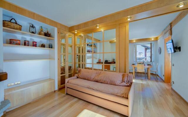 Monterosa Cozy Apartment 200m From Ski