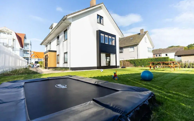 Renovated Apartment With Garden and Parking